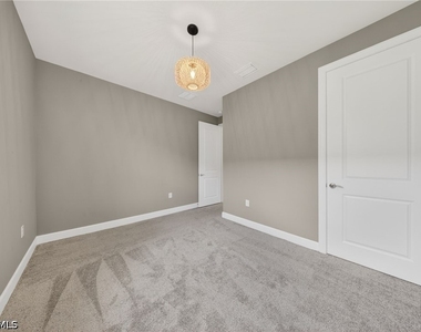 17316 Ashcomb Way - Photo Thumbnail 22