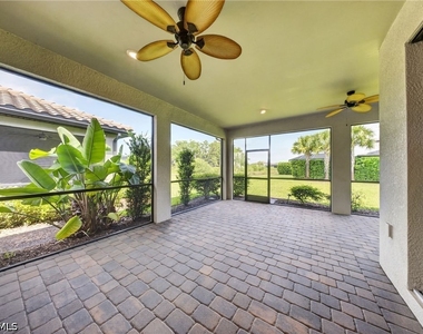 17316 Ashcomb Way - Photo Thumbnail 13