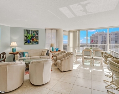 4041 Gulf Shore Boulevard N - Photo Thumbnail 7