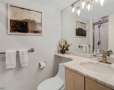 4041 Gulf Shore Boulevard N - Photo Thumbnail 21