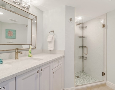 4041 Gulf Shore Boulevard N - Photo Thumbnail 16