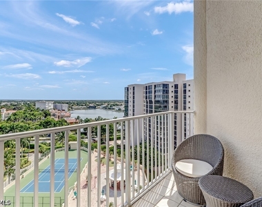4041 Gulf Shore Boulevard N - Photo Thumbnail 2