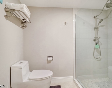 4041 Gulf Shore Boulevard N - Photo Thumbnail 20
