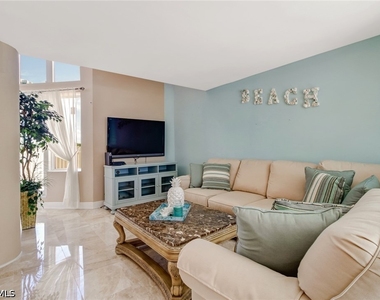 4041 Gulf Shore Boulevard N - Photo Thumbnail 4