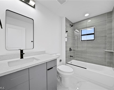 1010 Jaguar Boulevard - Photo Thumbnail 8
