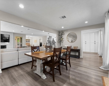 5207 Alamosa Lane - Photo Thumbnail 14