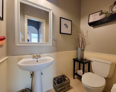 18706 Scented Candle Way - Photo Thumbnail 13