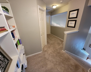 18706 Scented Candle Way - Photo Thumbnail 16