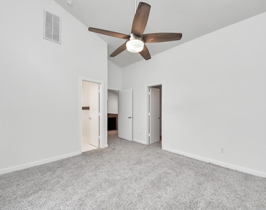 1428 Bailey Street - Photo Thumbnail 24