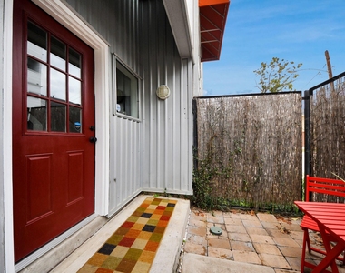 1428 Bailey Street - Photo Thumbnail 35