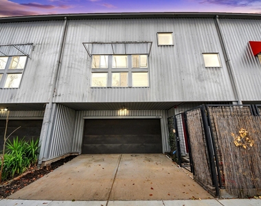 1428 Bailey Street - Photo Thumbnail 6