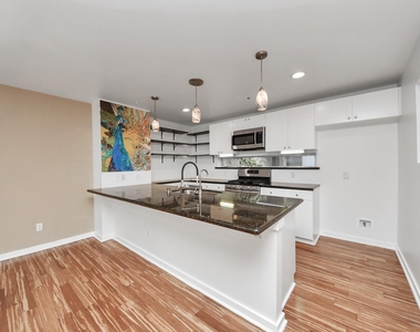1428 Bailey Street - Photo Thumbnail 12