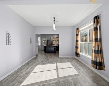 5615 Brigstone Park Drive - Photo Thumbnail 9