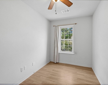 5615 Brigstone Park Drive - Photo Thumbnail 27