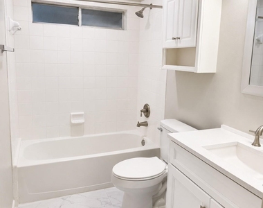 1208 Andrews Street - Photo Thumbnail 7