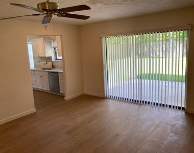 16727 Bougainvilla Lane - Photo Thumbnail 4