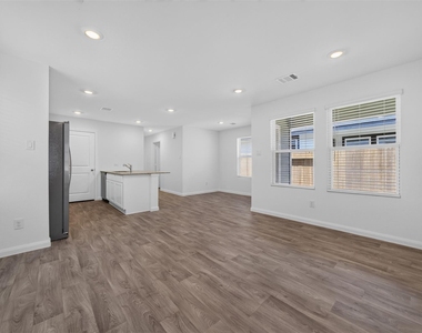 11923 Detar Court - Photo Thumbnail 9