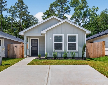 11923 Detar Court - Photo Thumbnail 1