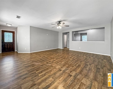 29566 N Legends Bend Drive - Photo Thumbnail 7