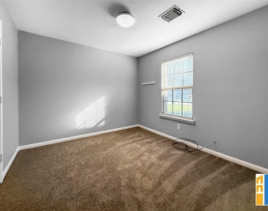 29566 N Legends Bend Drive - Photo Thumbnail 18