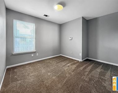 29566 N Legends Bend Drive - Photo Thumbnail 16
