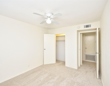 11002 Hammerly Boulevard - Photo Thumbnail 24