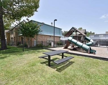11002 Hammerly Boulevard - Photo Thumbnail 34