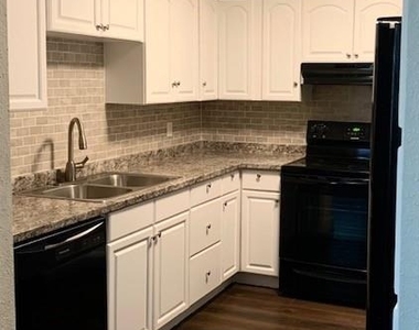 11002 Hammerly Boulevard - Photo Thumbnail 16