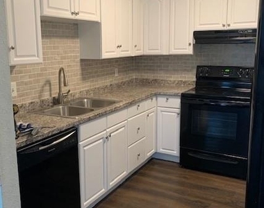 11002 Hammerly Boulevard - Photo Thumbnail 12