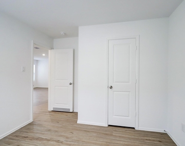 4134 Zavala Mill Street - Photo Thumbnail 8