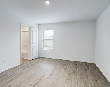4134 Zavala Mill Street - Photo Thumbnail 9