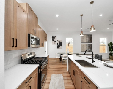 3535 Amos Street - Photo Thumbnail 13