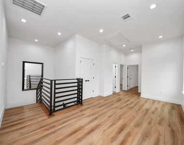 3535 Amos Street - Photo Thumbnail 20