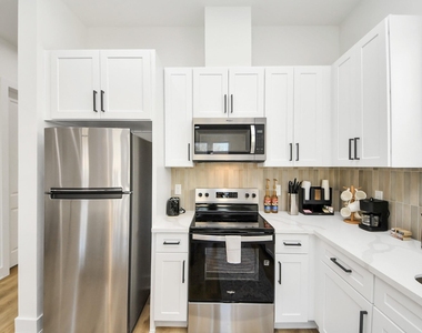 3907 Maggie Street - Photo Thumbnail 5