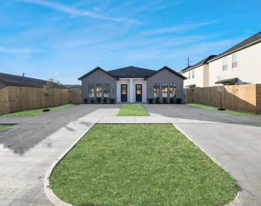 3907 Maggie Street - Photo Thumbnail 1