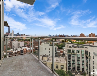 525 Clinton Avenue - Photo Thumbnail 4