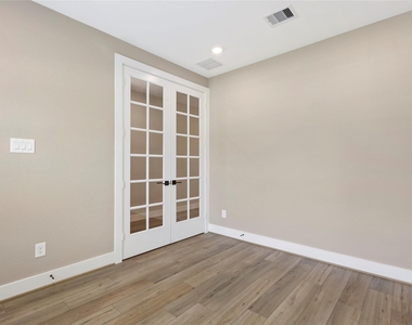 2013 Woodland Pine Court - Photo Thumbnail 10