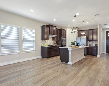 2013 Woodland Pine Court - Photo Thumbnail 7