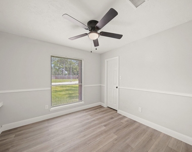 22039 Rivermead Drive - Photo Thumbnail 11