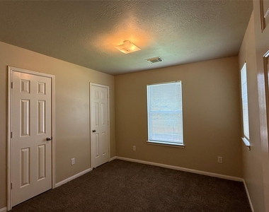 5127 Prosperity Circle - Photo Thumbnail 14