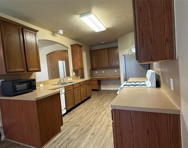 5127 Prosperity Circle - Photo Thumbnail 6