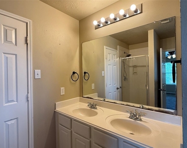 5127 Prosperity Circle - Photo Thumbnail 22