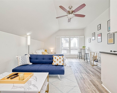 2112 Harold Street - Photo Thumbnail 4
