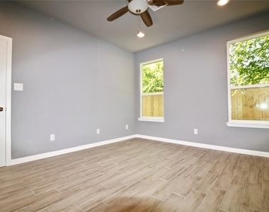 4238 Aledo Street - Photo Thumbnail 15
