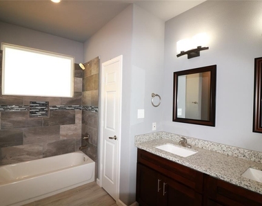 4238 Aledo Street - Photo Thumbnail 17