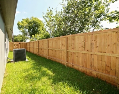 4238 Aledo Street - Photo Thumbnail 27