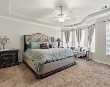 10311 Silver Shield Way - Photo Thumbnail 12
