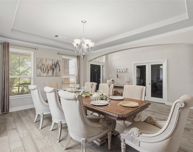 10311 Silver Shield Way - Photo Thumbnail 4