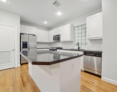 650 Westcross Street - Photo Thumbnail 17