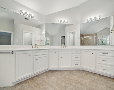 650 Westcross Street - Photo Thumbnail 33